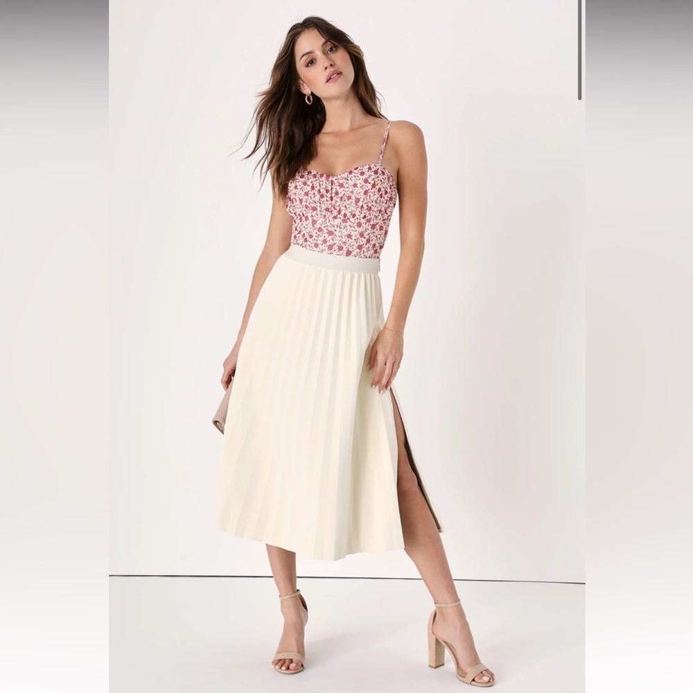 Pleat Cute Ivory Vegan Leather Pleated Midi Skirt - Size XL